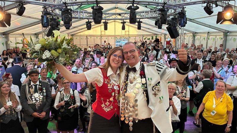 Beste Dame Carolin Stackmann und Bester Mann Jörg Ahrens.