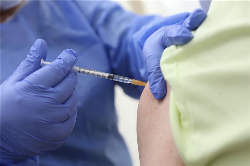 Betriebe wollen ihre Mitarbeiter impfen. Foto: Bein/dpa