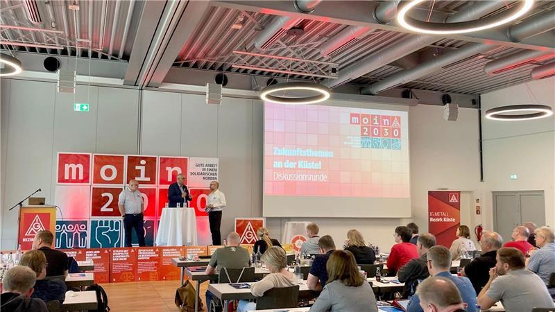 IG Metall: Norddeutsche Firmen müssen mehr investieren Betriebsräte aus norddeutschen Unternehmen haben auf einer Konferenz in Bremen über die Herausforderungen und Chancen des Strukturwandels gesprochen.