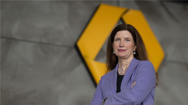 Commerzbank-Chefin: Großteil des Jobabbaus entfällt auf KI Bettina Orlopp will die Eigenständigkeit der Commerzbank retten.
