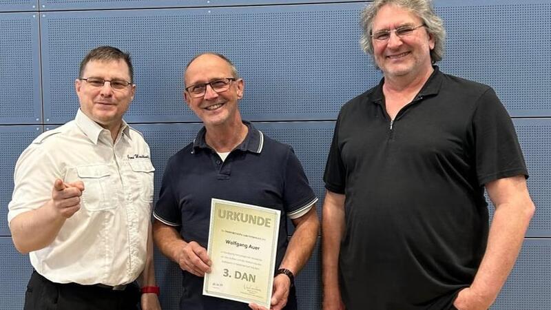Bezirkspräsident Jens Wendtland, Wolfgang Auer und Rolf-Dieter Frey (von links).