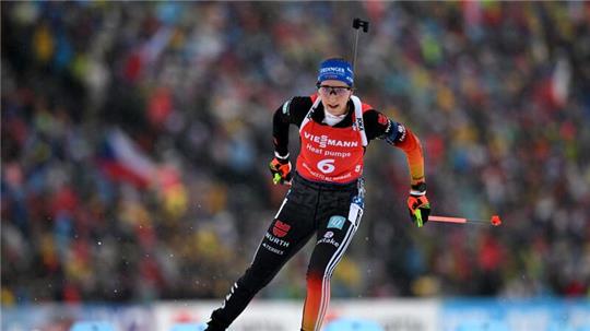 Biathletin Franziska Preuß hat ihren sechsten Platz im Verfolgungsrennen verteidigt.