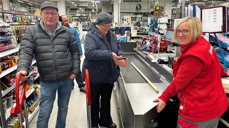Unfälle im Kreis Stade - Autofahrer teils auf sich allein gestellt