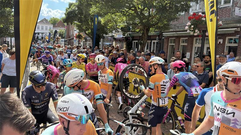 Cyclassics-Ticker: 70-Jähriger stirbt beim Jedermann-Rennen Cyclassics-Ticker: 70-Jähriger stirbt beim Jedermann-Rennen