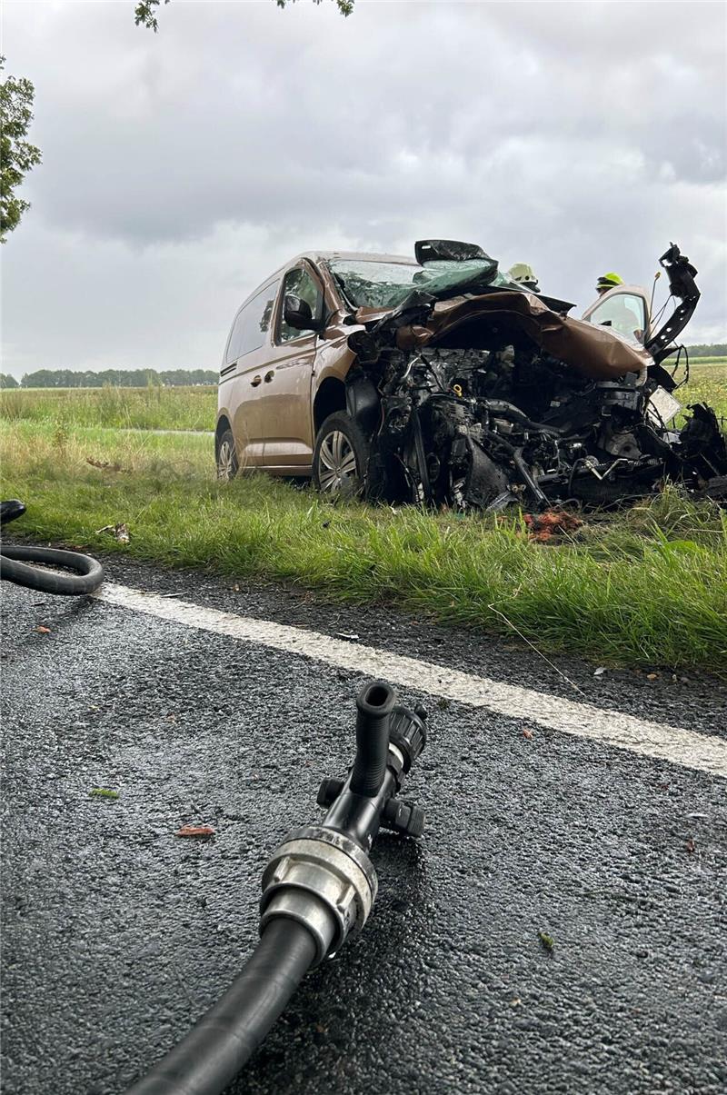 50-jähriger Autofahrer bei Unfall auf der L123 schwer verletzt 50-jähriger Autofahrer bei Unfall auf der L123 schwer verletzt
