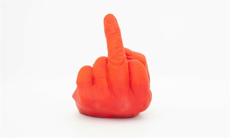 Mittelfinger-Skulpturen von Ai Weiwei in Hamburg gestohlen
