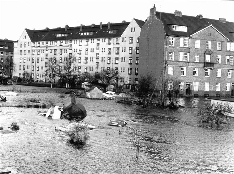 Zeitzeugen erinnern sich an Schrecken und Abenteuer der Sturmflut Zeitzeugen erinnern sich an Schrecken und Abenteuer der Sturmflut