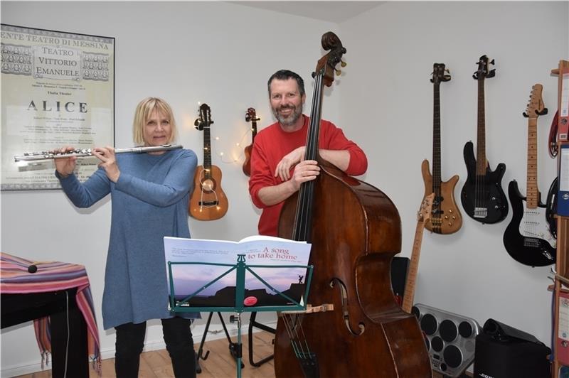 Wiedersehen nach 50 Jahren: Musikschüler und Lehrerin geben gemeinsames Konzert
