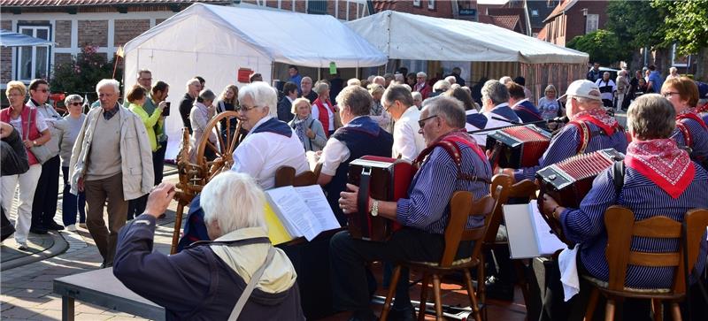 Die Kehdinger feiern ihre Traditionen