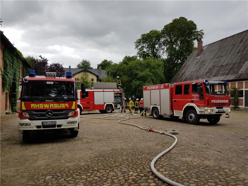 Feuer auf Gut "Deinster Mühle" Feuer auf Gut "Deinster Mühle"