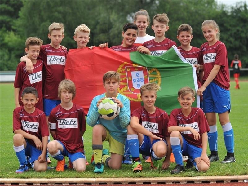 Gruppe B: Portugal, Spanien, Marokko und Iran Gruppe B: Portugal, Spanien, Marokko und Iran