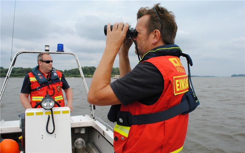 Einsatzkräfte stellen ihre Arbeit vor