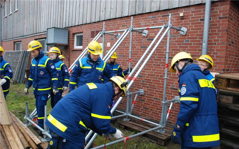 Einsatzkräfte stellen ihre Arbeit vor
