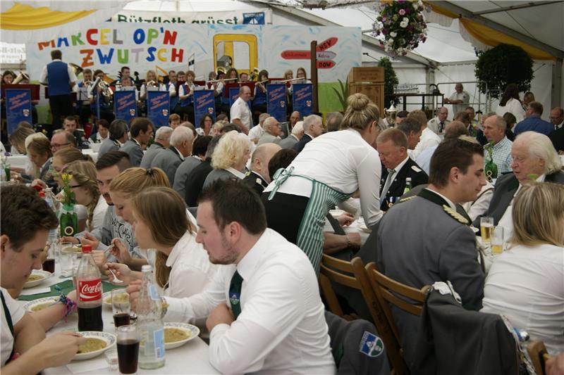 Bützfleth feiert drei Tage sein 58. Schützenfest