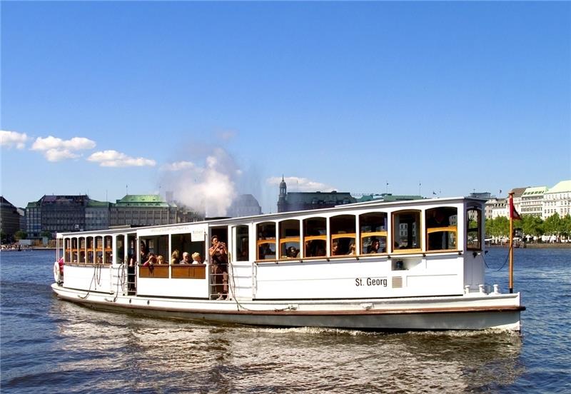 Alsterdampfer St. Georg startet heute in seine 23. Saison als Museumsschiff Alsterdampfer St. Georg startet heute in seine 23. Saison als Museumsschiff