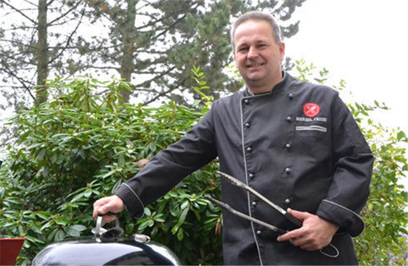Michael Friese lehrt das richtige Grillen Michael Friese lehrt das richtige Grillen