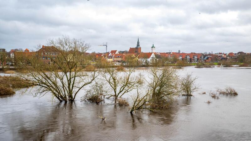 Nach Hochwasser: Ministerpräsident Weil fordert Elementarschadenversicherung Nach Hochwasser: Ministerpräsident Weil fordert Elementarschadenversicherung