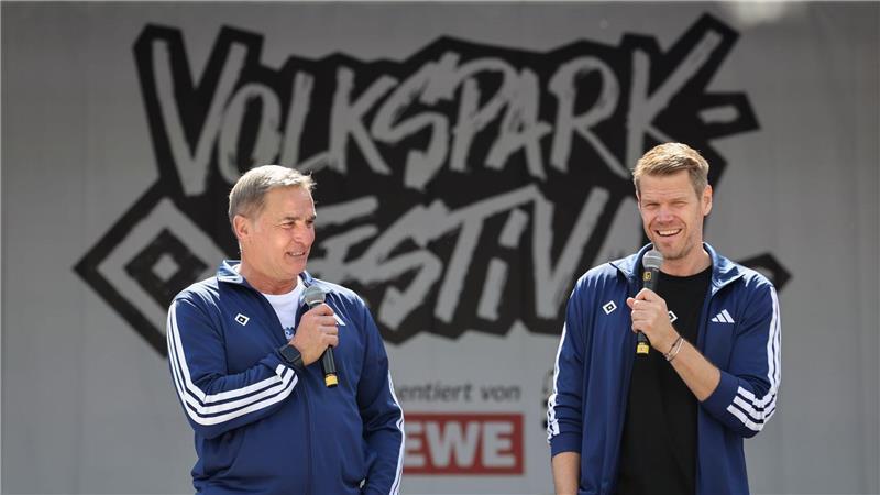 Bildeten bis Ende Dezember 2025 das Vorstandsteam des Hamburger SV: Stefan Kuntz und Eric Huwer (r). (Archivbild)