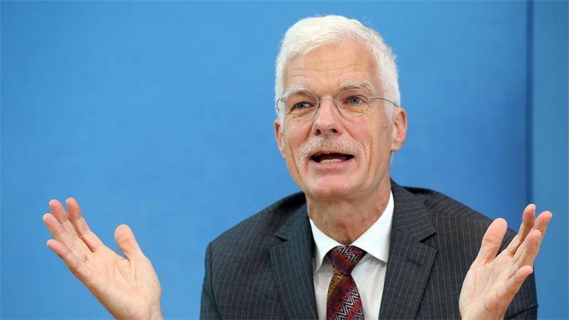 Bildungsforscher Andreas Schleicher stellt die neue Studie „Bildung auf einen Blick 2026“ vor. (Archivbild)