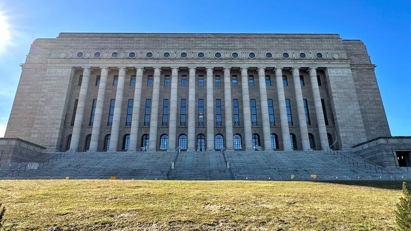 Finnisches Parlament billigt Verteidigungsabkommen mit USA Billigung in Helsinki: Das finnische Parlament hat ein Verteidigungsabkommen mit den USA abgesegnet.