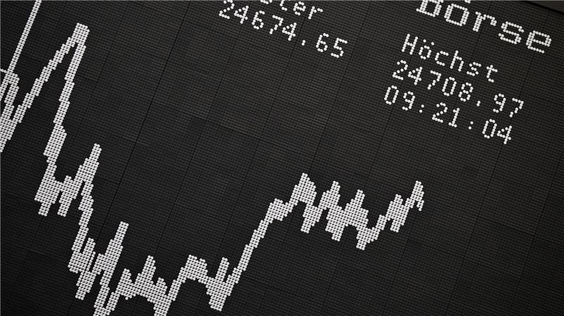 Binnen eines Jahres ist die Zahl der Aktionäre in Deutschland um fast zwei Millionen gestiegen. (Archivbild)