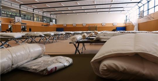 Bis Jahresende mindestens 2000 neue Plätze für Flüchtlinge in Hamburg. Foto: dpa
