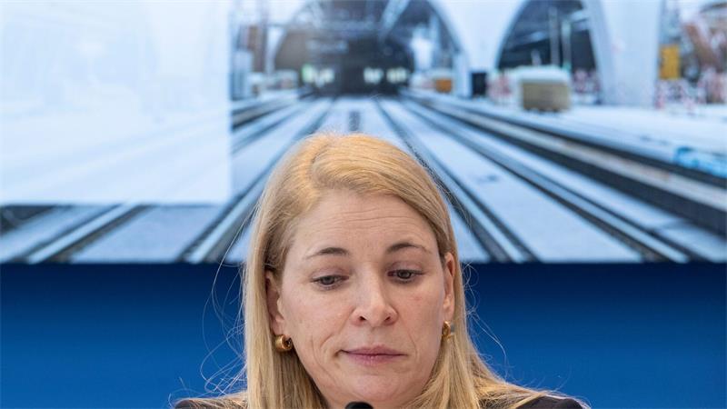 Bis Mitte der 2030er Jahre will Konzernchefin Evelyn Palla eine Bahn aufstellen, die stolz macht. (Archivbild)