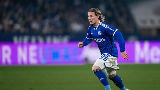 Bis Sommer wird Fußballer Lino Tempelmann von Schalke an Ligakonkurrenten Braunschweig verliehen. 