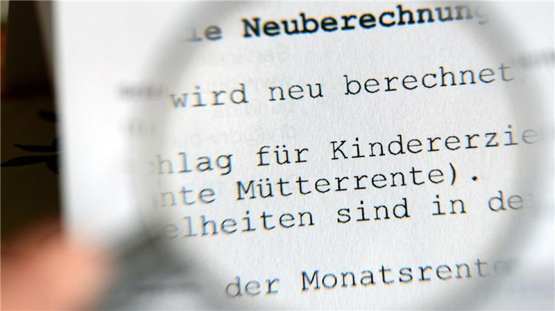 Bas will Rentenniveau bei 48 Prozent sichern Bis die ausgeweitete Müterrente ausgezahlt wird, dauert es noch.
