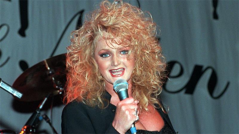 „It’s a Heartache“: Trauer um Sängerin Bonnie Tyler Bis in die 90er Jahre hatte Bonnie Tyler eine wilde Lockenmähne.