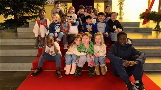 Bis zu 20 Kinder kommen jeden Samstag in die Kinderkirche der Markuskirche in Hahle. Auch wenn nicht alle gut Deutsch sprechen, verstehen sie sich bestens.