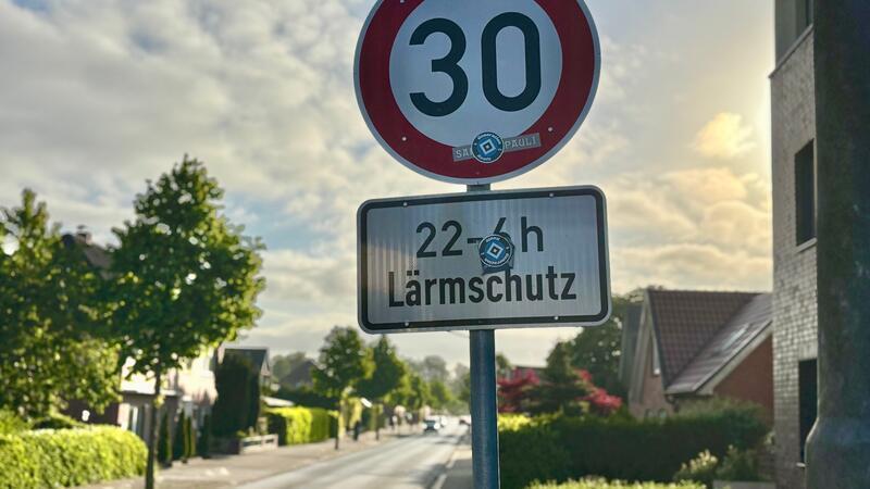 Bisher gab es eine zeitliche Begrenzung für Tempo 30 in der Straße Im Sande in Harsefeld. Das ändert sich nun.