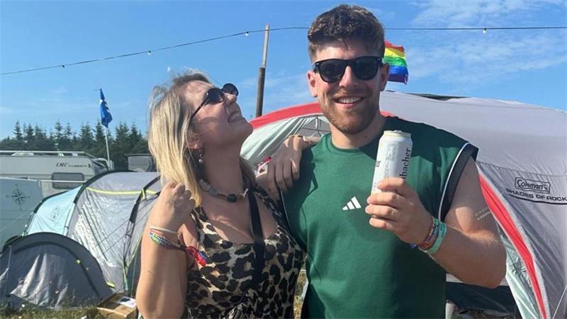 Bjarne und seine Schwester Fenja werden auch in diesem Jahr wieder auf dem Deichbrand Festival unterwegs sein.
