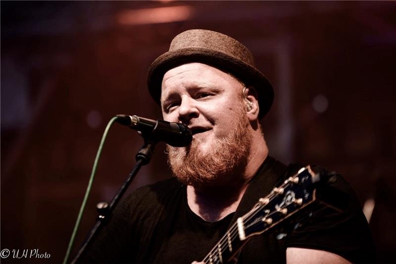 Am Wochenende dreht sich in Harsefeld alles um Craftbiere Björn Paulsen tritt mit seinem Trio am Sonnabend auf. Foto: privat