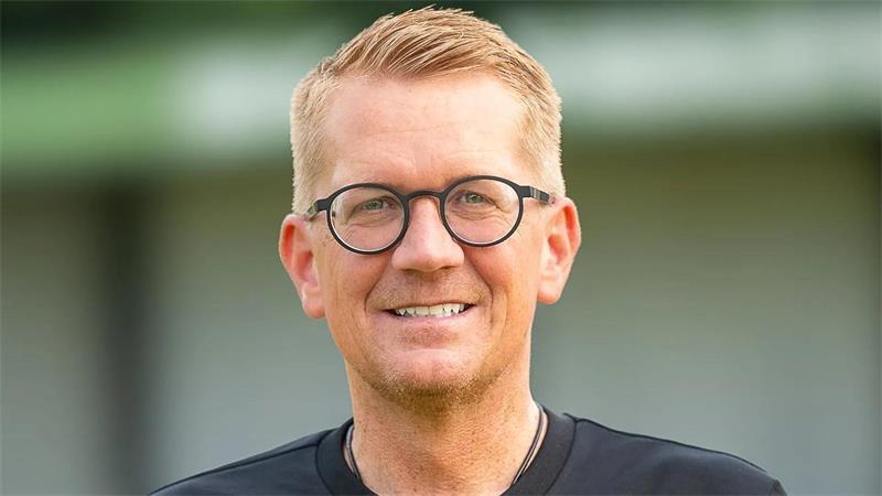 Maurer, Bäcker, Nachtschichtler: Das halten sie von den späten WM-Spielen Björn Stobbe.