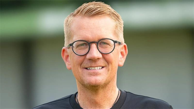 Umfrage zum Fußballstart: Das sind die Favoriten im Kreis Stade Björn Stobbe.