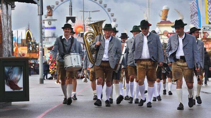 Wiesn-Countdown: Viel Bier, kein Joint - und mehr Sicherheit Blaskapelle in echter Tracht. (Archivbild)