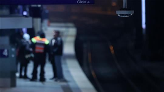 Blick auf das Gebäude der Bundespolizei am Flughafen Hamburg.