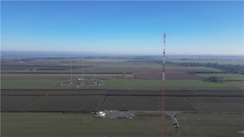 Blick auf das Gebiet des Forschungswindparks in Krummendeich.
