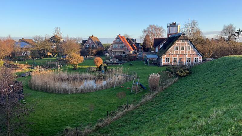 Die Februarflut 1825 brachte Tod und Verderben ins Alte Land Blick auf das Sassensielbrack an der Lühe-Mündung in Grünendeich.