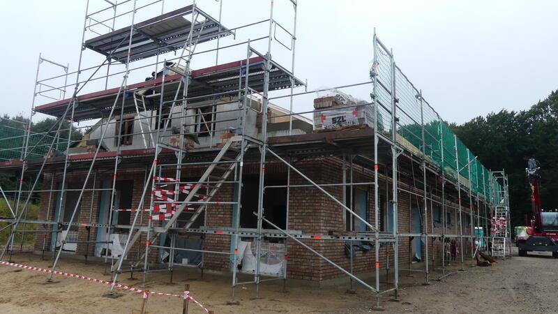 Freie Schule in Himmelpforten feiert Richtfest – Umzug im Sommer 2025 Blick auf das neue Gebäude der Freien Schule am Standort In den Reddern 21 in Himmelpforten.