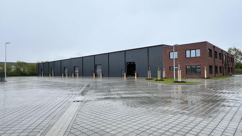 Rekord: Gebäude für den Katastrophenschutz ist jetzt einsatzbereit Blick auf das neue Katastrophenschutzzentrum am Julius-Leber-Weg.