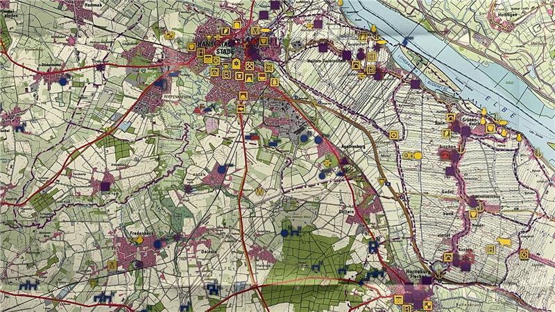 Von der Steinzeit bis heute: Karte über historische Stätten im Kreis Stade Blick auf den Bereich südlich von Stade.