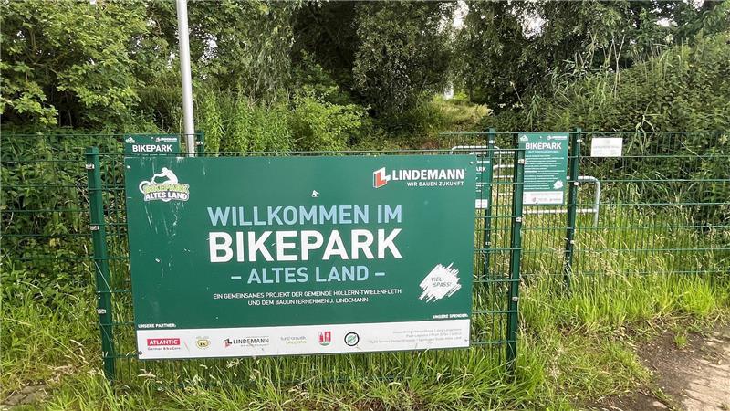 Blick auf den Eingangsbereich des Bikeparks.