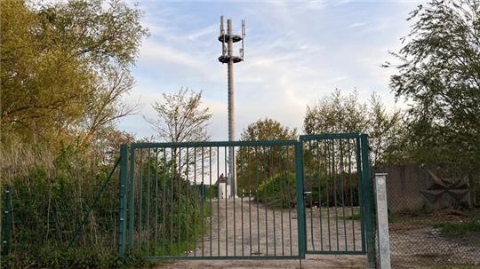 Blick auf den Mobilfunkmast in Sandhörn.