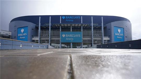 Blick auf die Barclays Arena.
