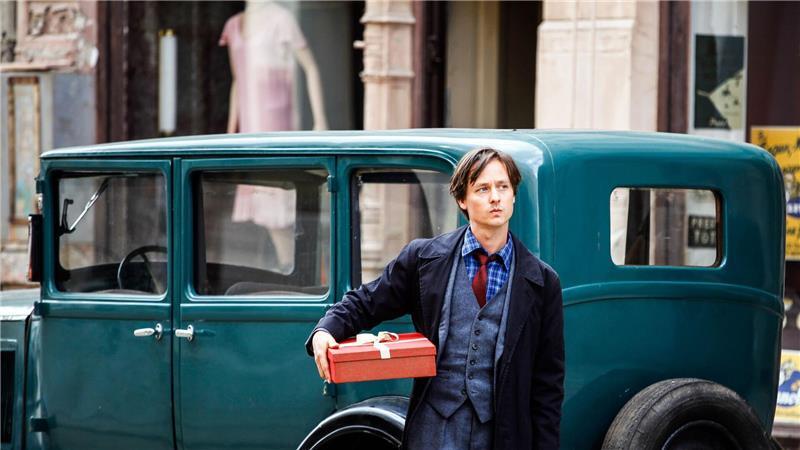 Unkreativ? Filmbranche adaptiert manche Romane immer wieder Blick auf die Dreharbeiten für die Kinokoproduktion „Fabian“ von Dominik Graf (nach dem Roman von Erich Kästner). Gedreht wurde 2019, Kinostart war 2021.