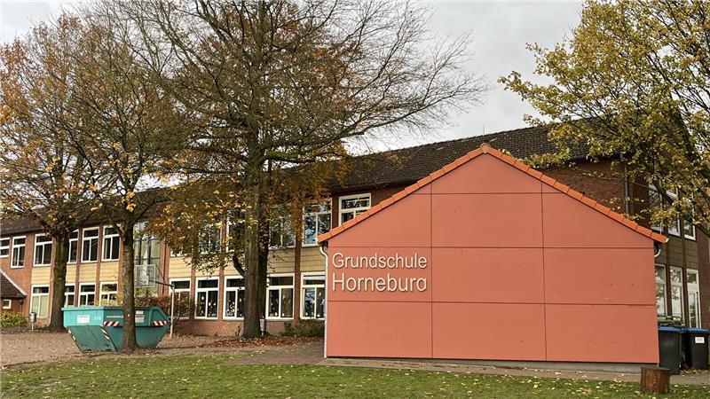 Blick auf die Grundschule am Leineweberstieg in Horneburg.