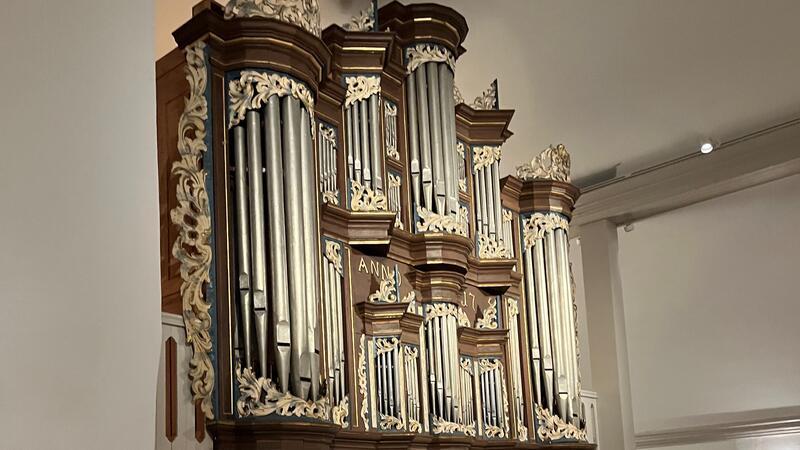 Blick auf die Horneburger Orgel im Dezember 2023.