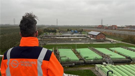 Schiet-Entsorgung ist für Schwarz-Gelb in Jork eine Frage der Demokratie Blick auf die Kläranlage des Abwasserzweckverbands Altes Land und Geestrand in Wetterndorf. Hamburg-Wasser-Tochter HSE führt als Dienstleister den Betrieb.